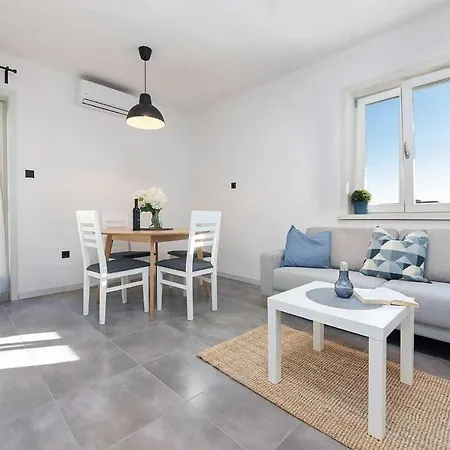 Apartment App Marina 3 *