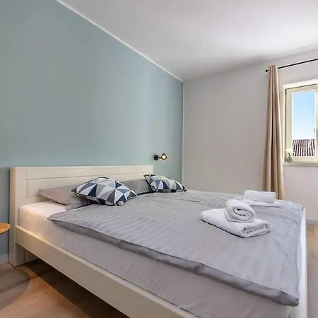 App Marina 3 Apartment *