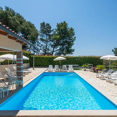 App Marina 3 Apartment
