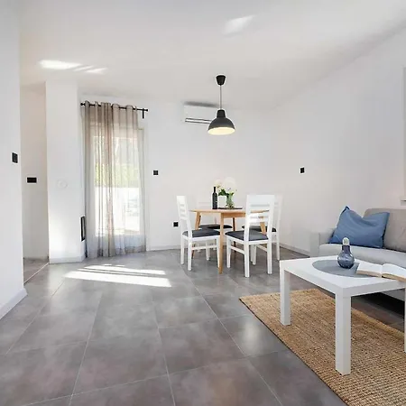 Apartment App Marina 3 *